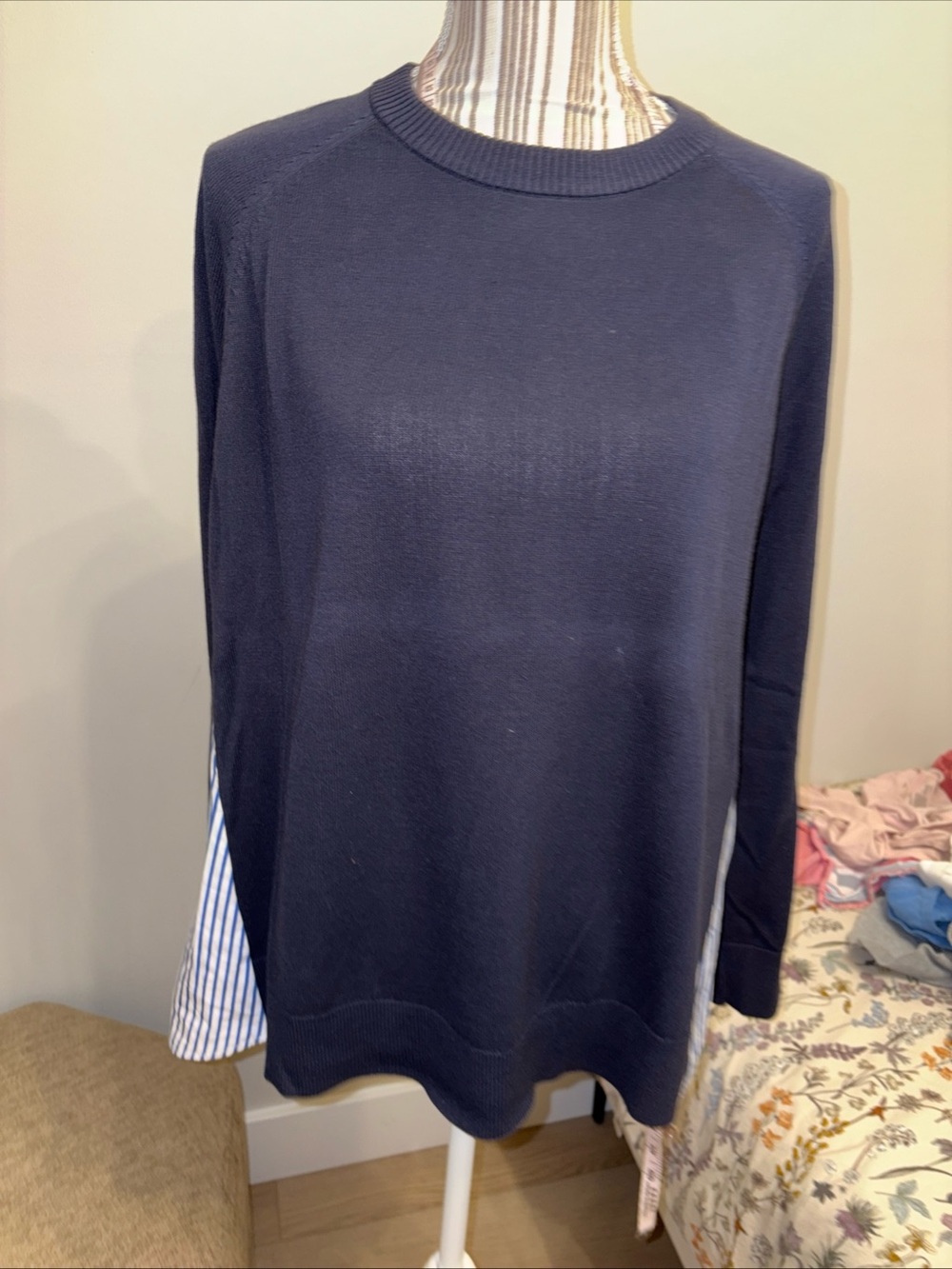 Nordstrom thin knit Crewneck Women's Sweater/blouse Sz S - Navy